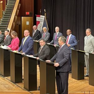 13 GOP Candidates Pack Stage in First Gubernatorial Debate
