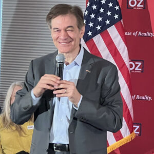 Dr. Oz Holds Town Hall Meeting in West Chester